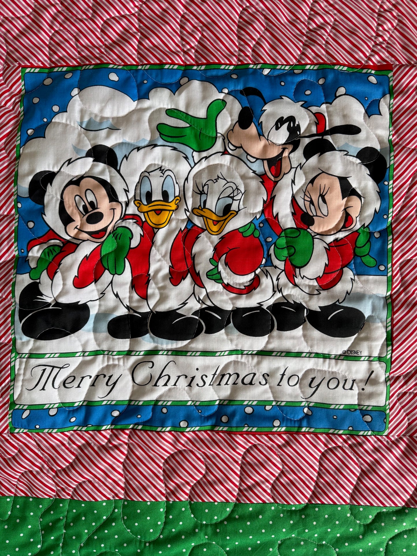 MERRY CHRISTAMS WITH MICKEY MOUSE, DONALD DUCK, DAISY, GOOFY & MINNIE MOUSE POSTERS Inspired Quilted Blanket
