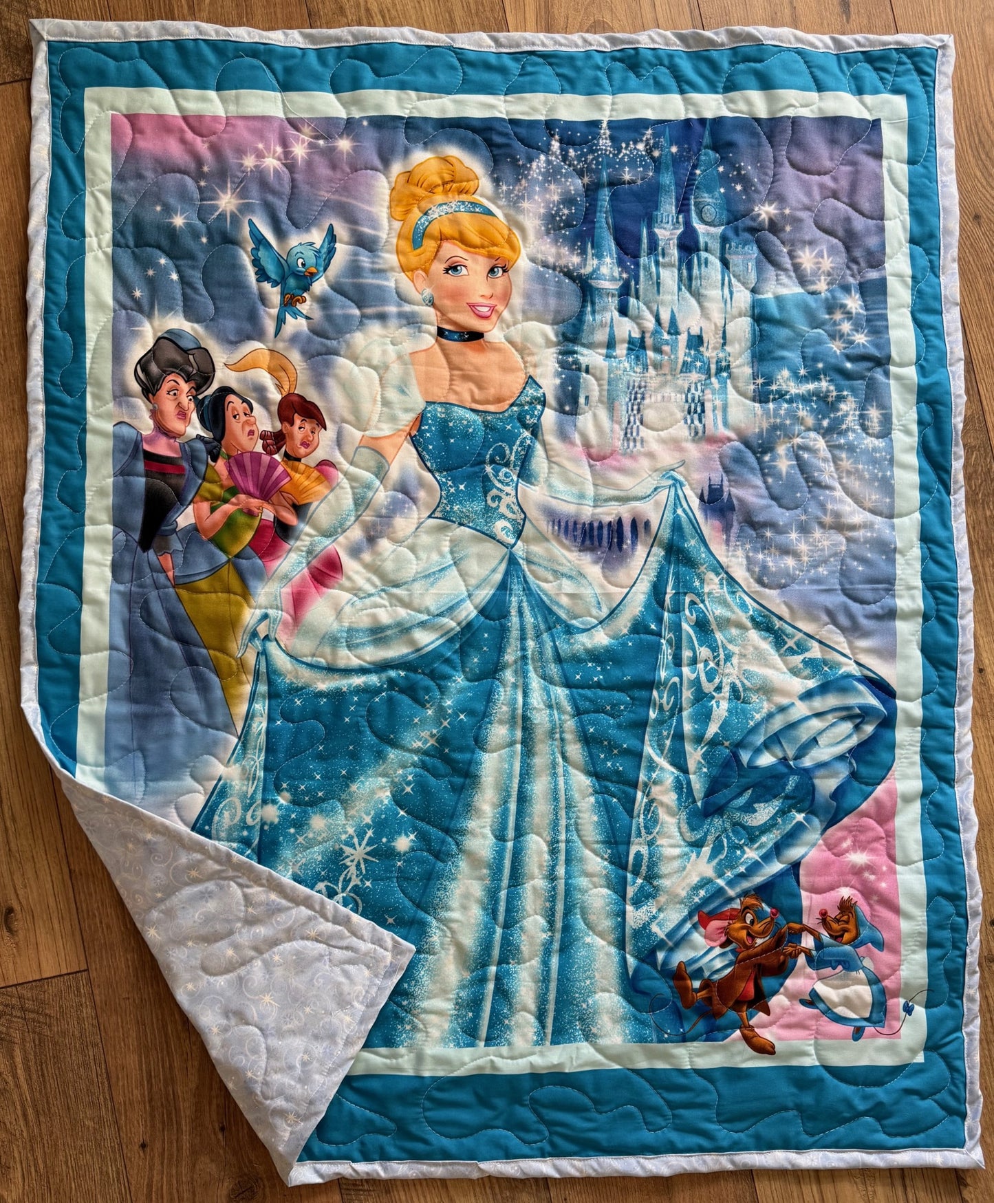 CINDERELLA Inspired with Evil Stepsisters, Jaq & Suzy Quilted Blanket with glitter shimmer backing