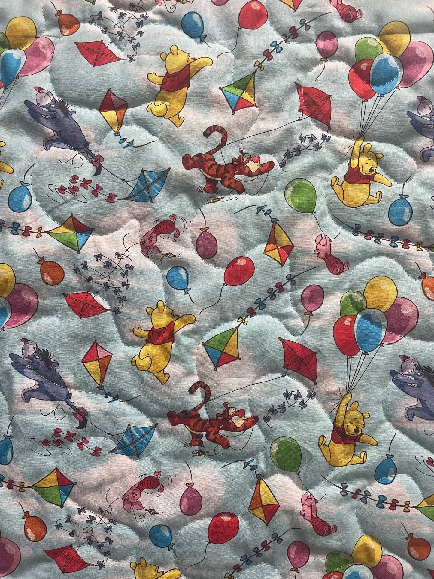 CLASSIC WINNIE THE POOH CHARACTERS FLYING KITES AND BALLOONS INSPIRED QUILTED BLANKET