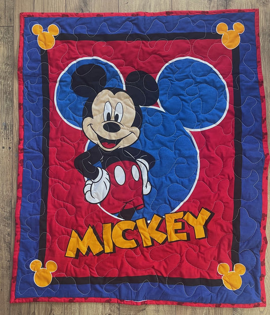 DISNEY CLASSIC MICKEY MOUSE INSPIRED QUILTED BLANKET PRIMARY COLORS