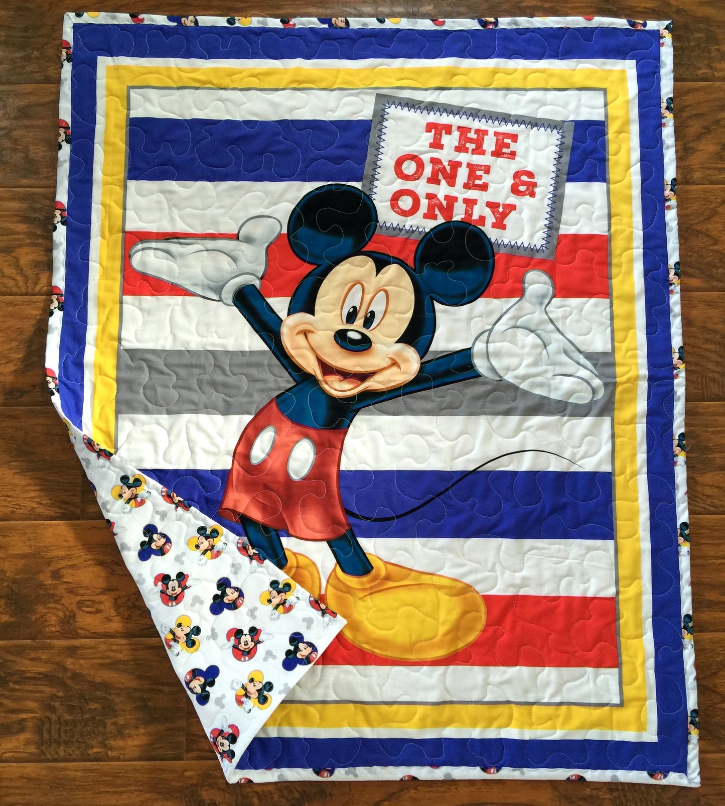 MICKEY ONE AND ONLY QUILTED BLANKET