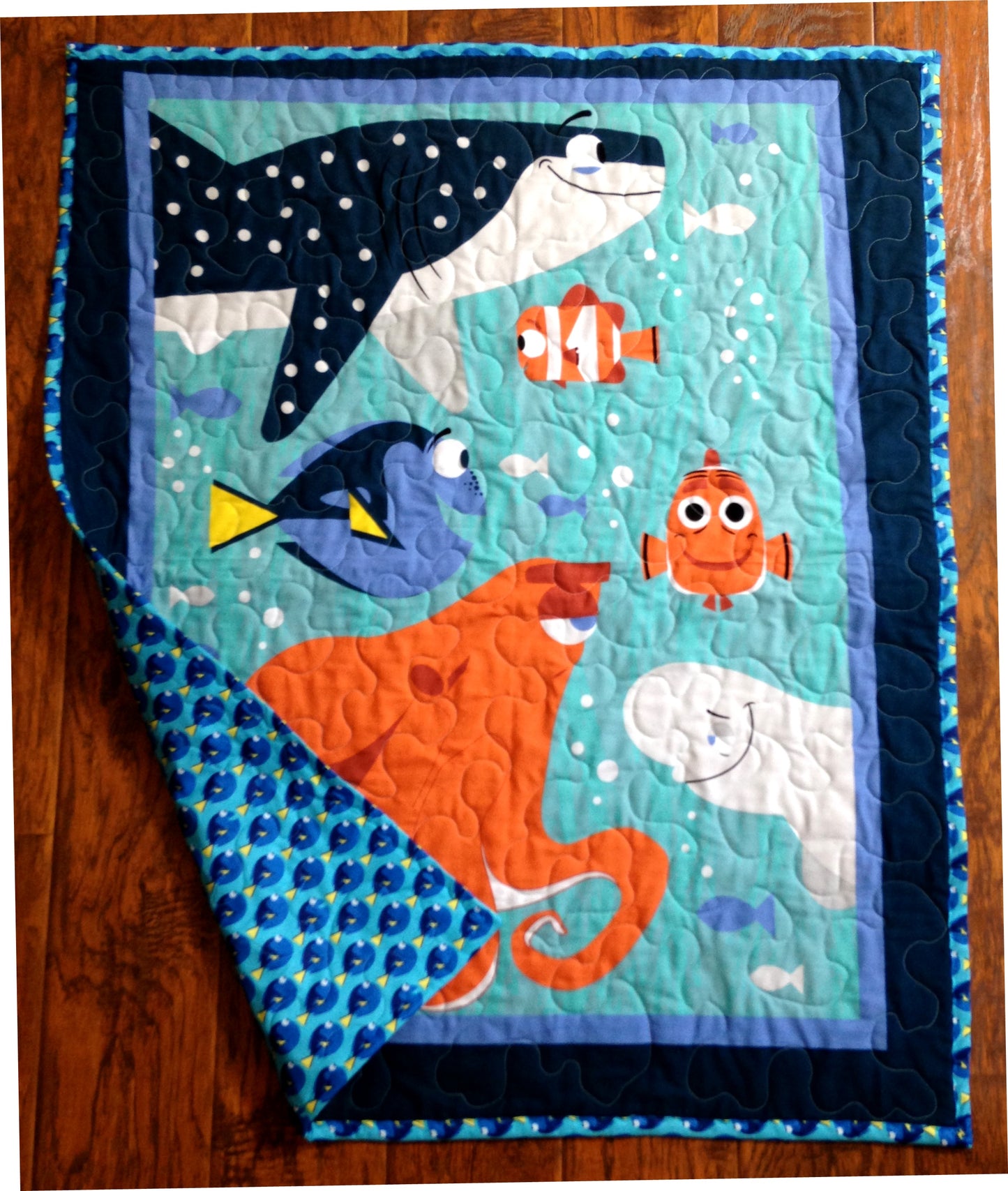 FINDING DORY FINDING NEMO QUILTED BLANKET