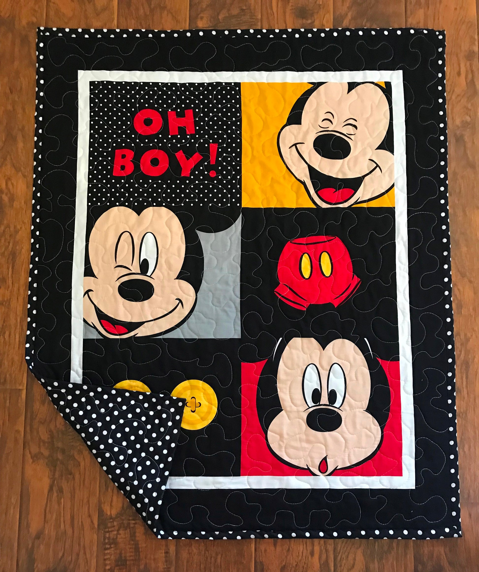 OH BOY MICKEY MOUSE QUILTED BLANKET