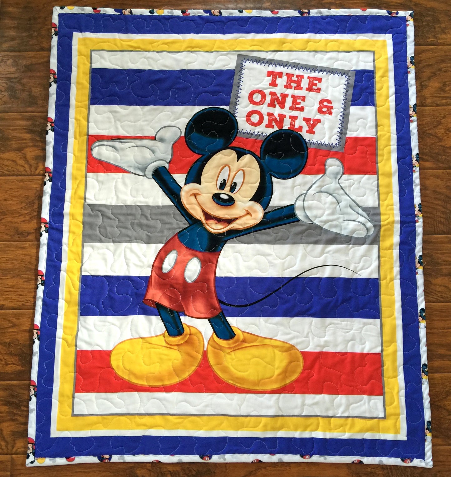 MICKEY ONE AND ONLY QUILTED BLANKET