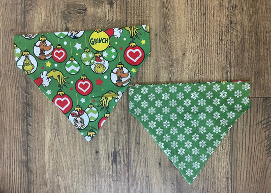 HOW THE GRINCH STOLE CHRISTMAS FABRIC Inspired Reversible CAT AND DOG BANDANAS Easy Slide over Collar
