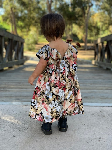 Girls Toddler Pinafore Boho Style Floral Dress with tie back bow – DDSewHappy Girls Toddler Pinafore Boho Style Floral Dress with tie back bow – DDSewHappy
