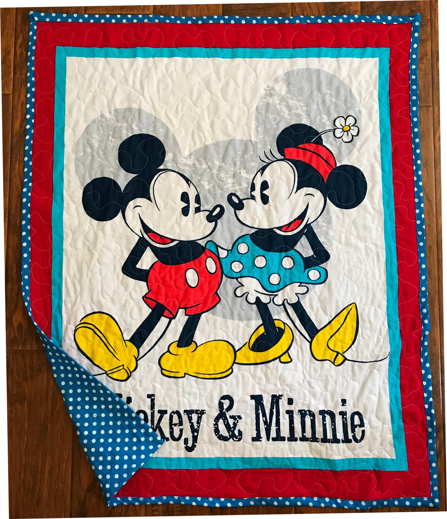 MICKEY MOUSE & MINNIE MOUSE Inspired Baby Child Quilted Blanket Baby Nursery Child Toddler Bedding to Adult lap blanket