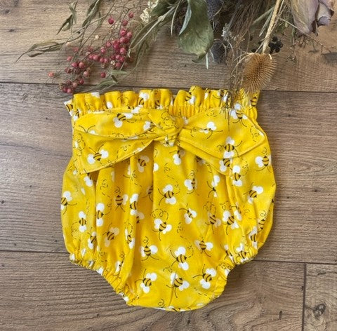 Infant Toddler Girls 2 Piece BEES YELLOW Boho Style Outfit Black Off the Shoulder Top & Yellow Bees Check Bloomers Diaper Cover