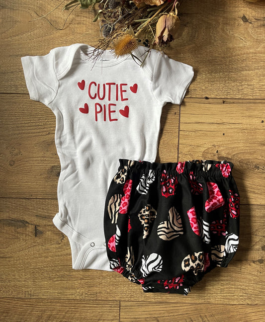 Girls CUTIE PIE & HEARTS Boho Style Baby Onesie Bodysuit and Bloomer Diaper Cover Set